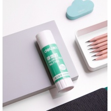 得力(deli)7102 PVA材质固体胶水/胶棒21g 12支/盒